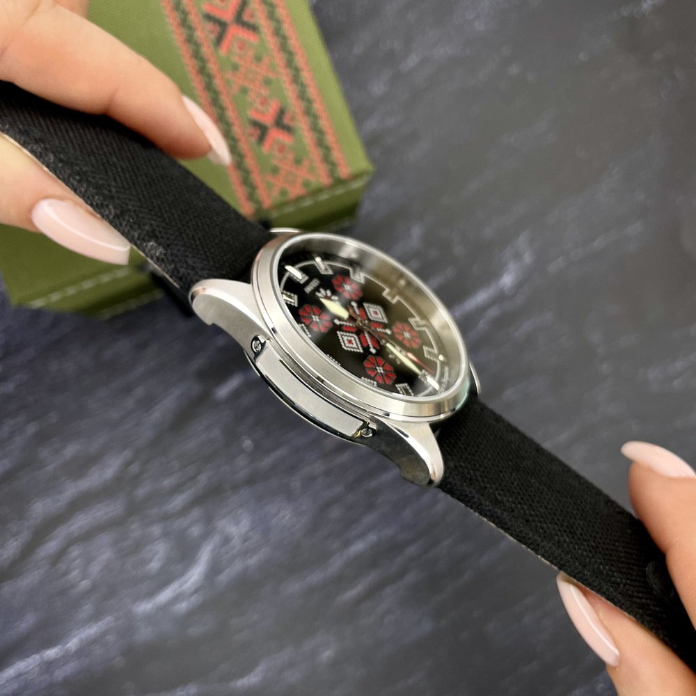 Awarder Embroidery Silver-Red Black Battery 10ATM - 7