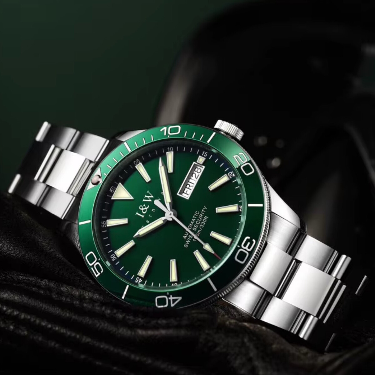 Carnival Diver 10 Bar - 11