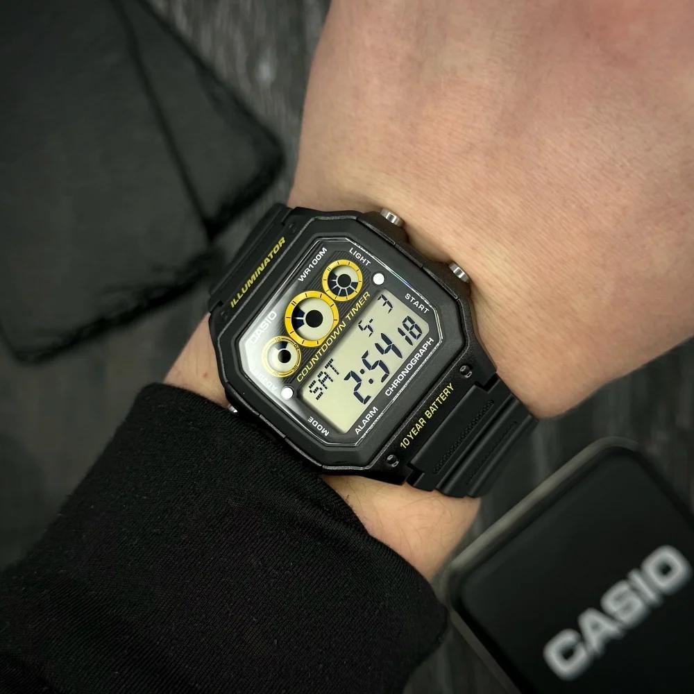 Casio AE-1300WH-1A - 2