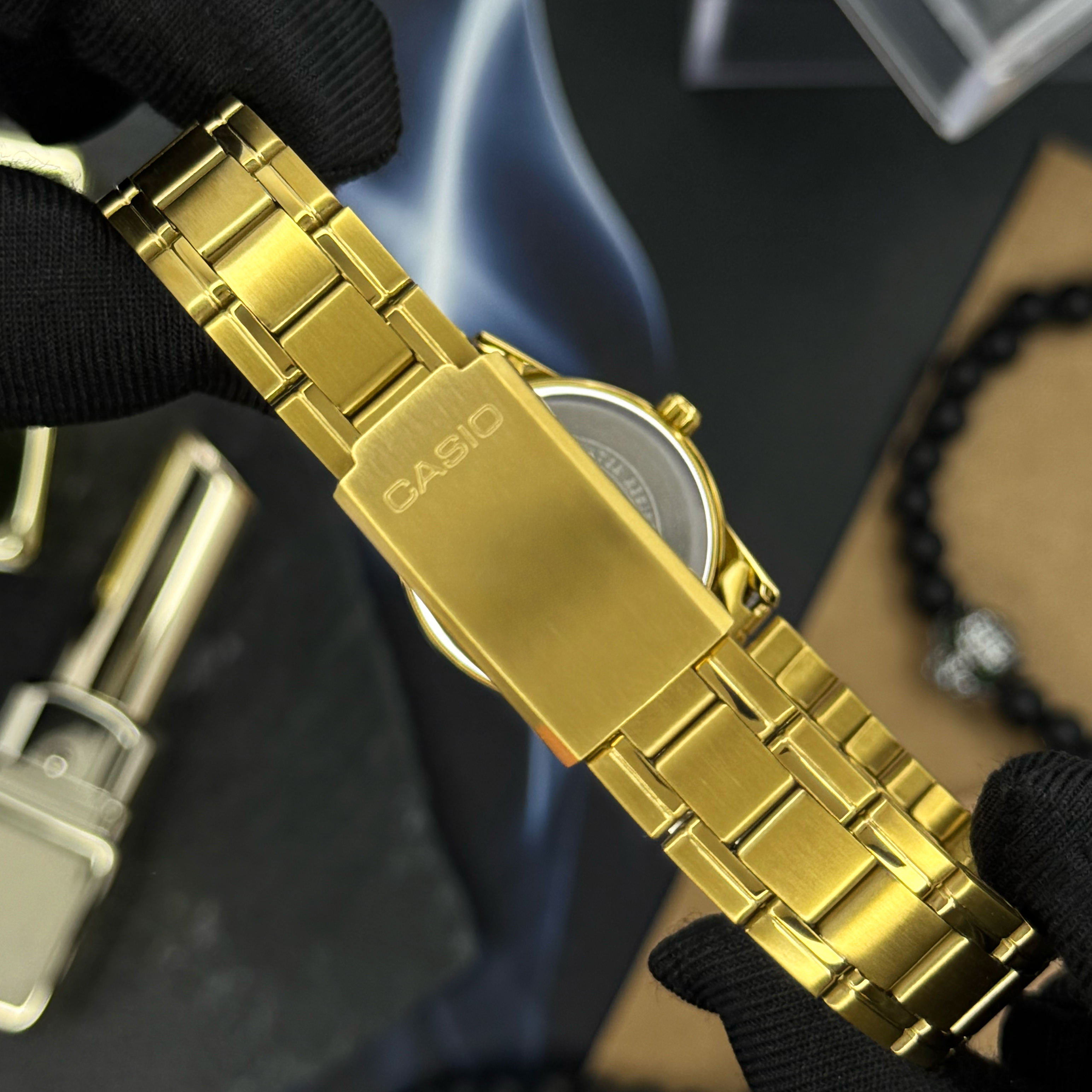 Casio LTP-V002G-1B - 10