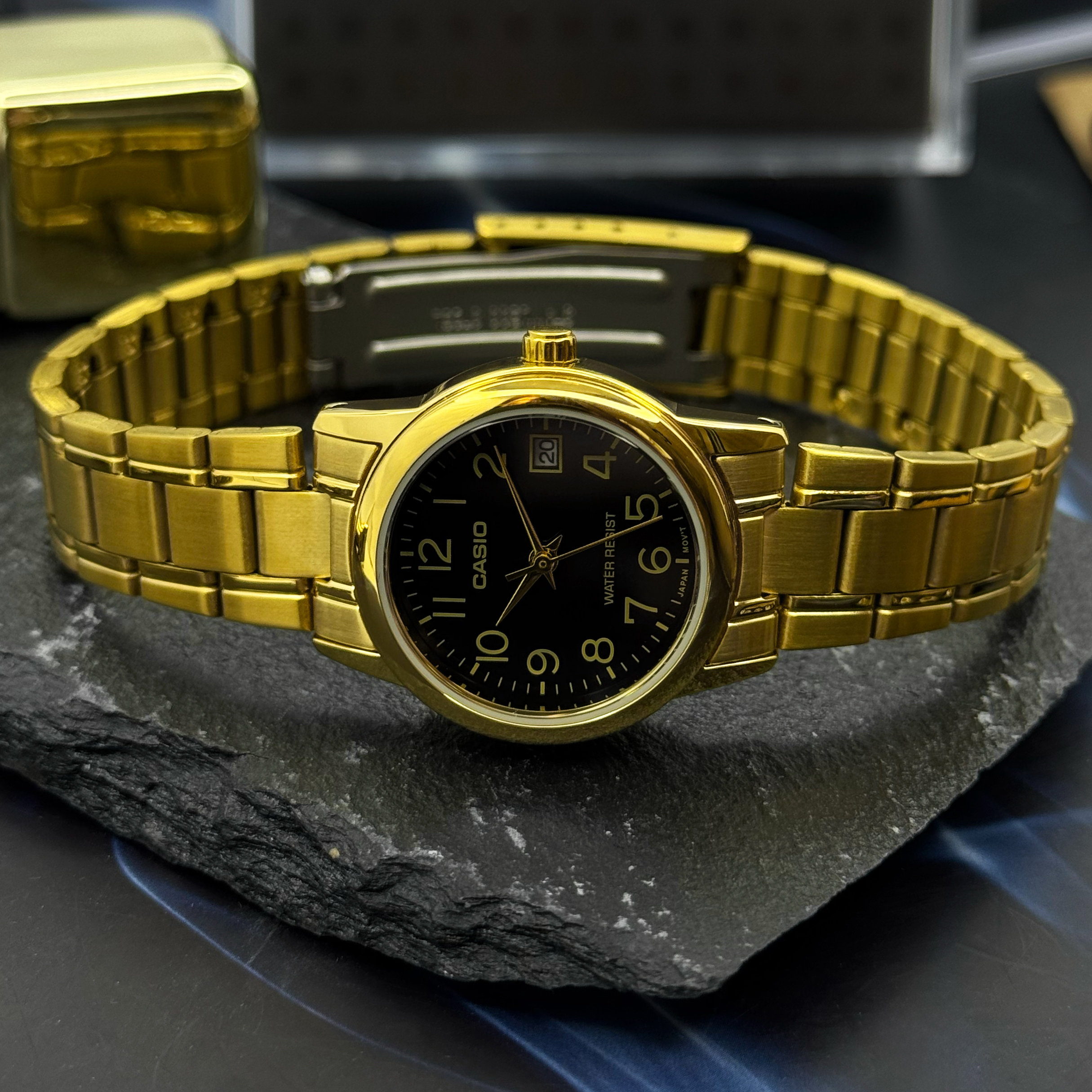 Casio LTP-V002G-1B - 12