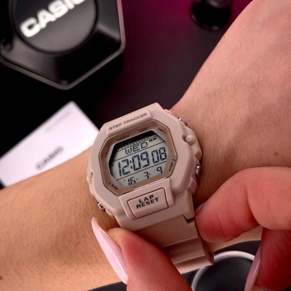 Casio LWS-2200H-4A - 4