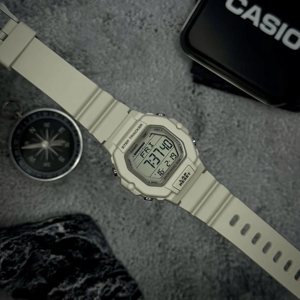 Casio LWS-2200H-8A - 3