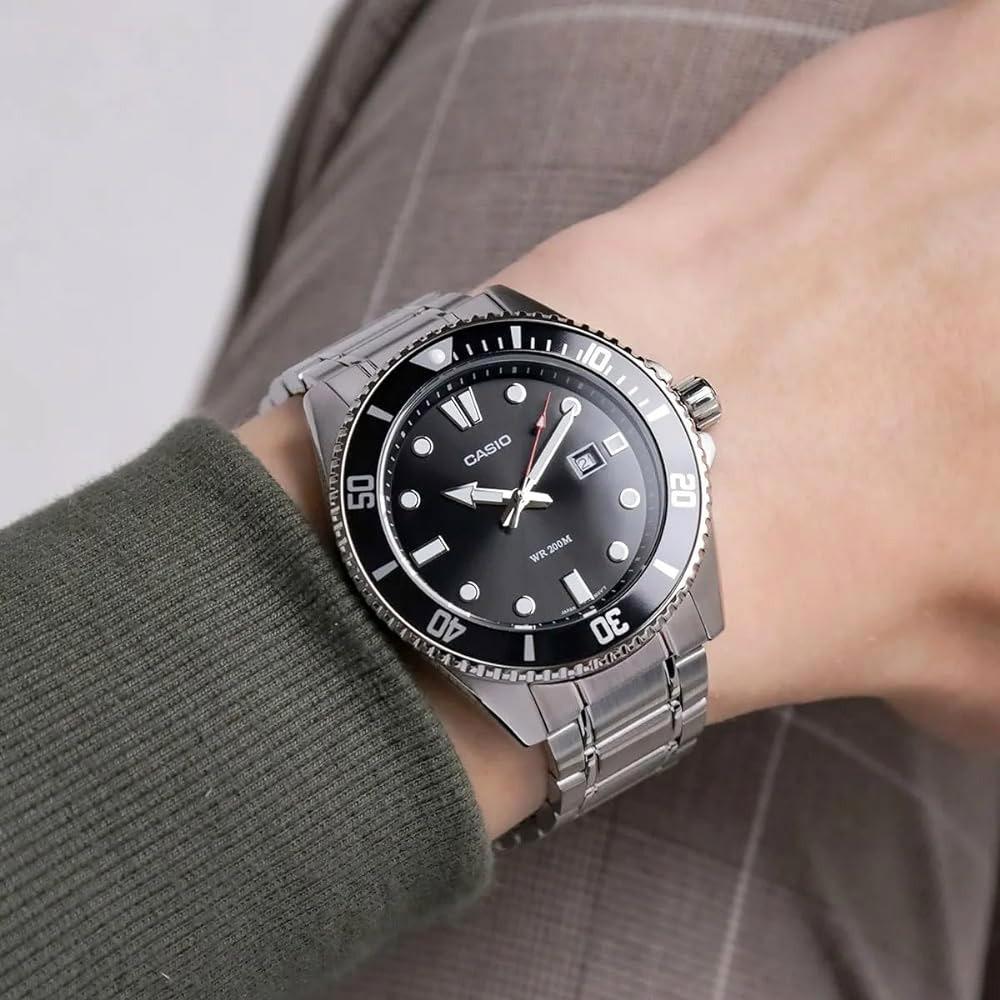 Casio MDV-107D-1A1 - 2