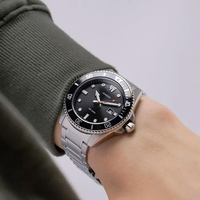 Casio MDV-107D-1A1 - 3