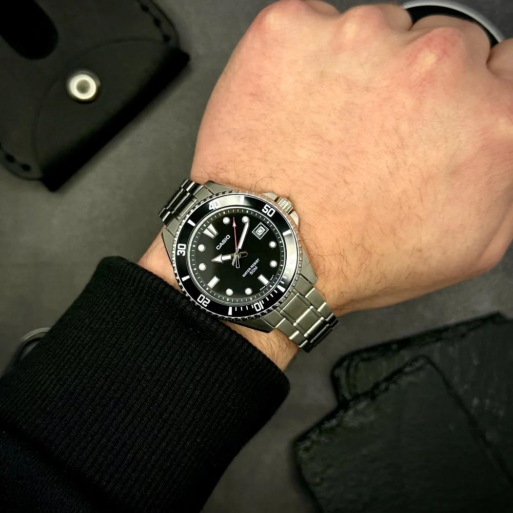 Casio MDV-10D-1A1 - 2