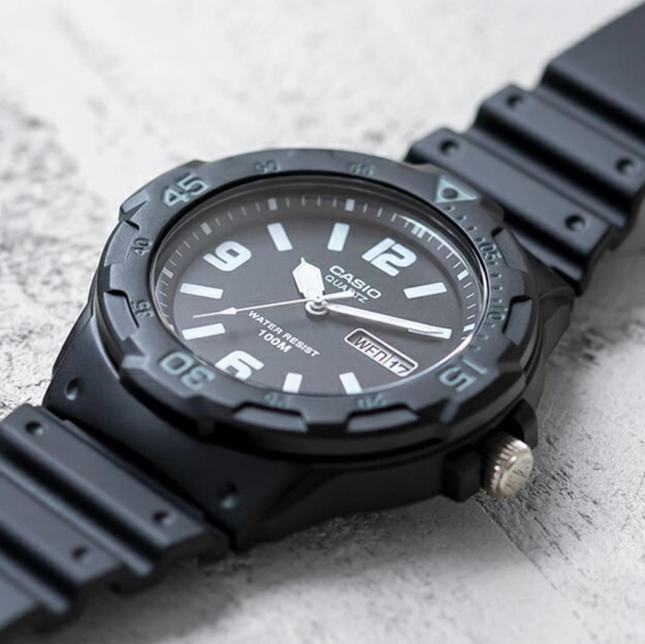 Casio MRW-200H-1B2 - 2