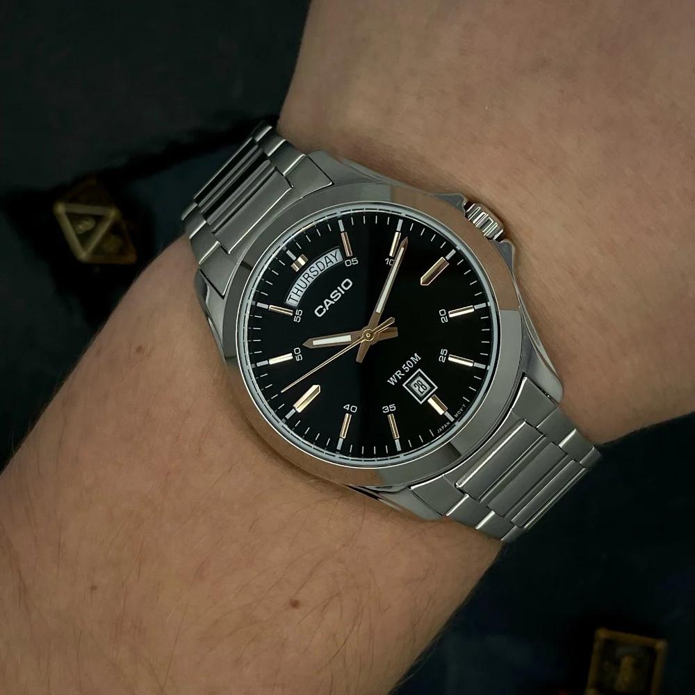 Casio MTP-1370D-1A2 - 2
