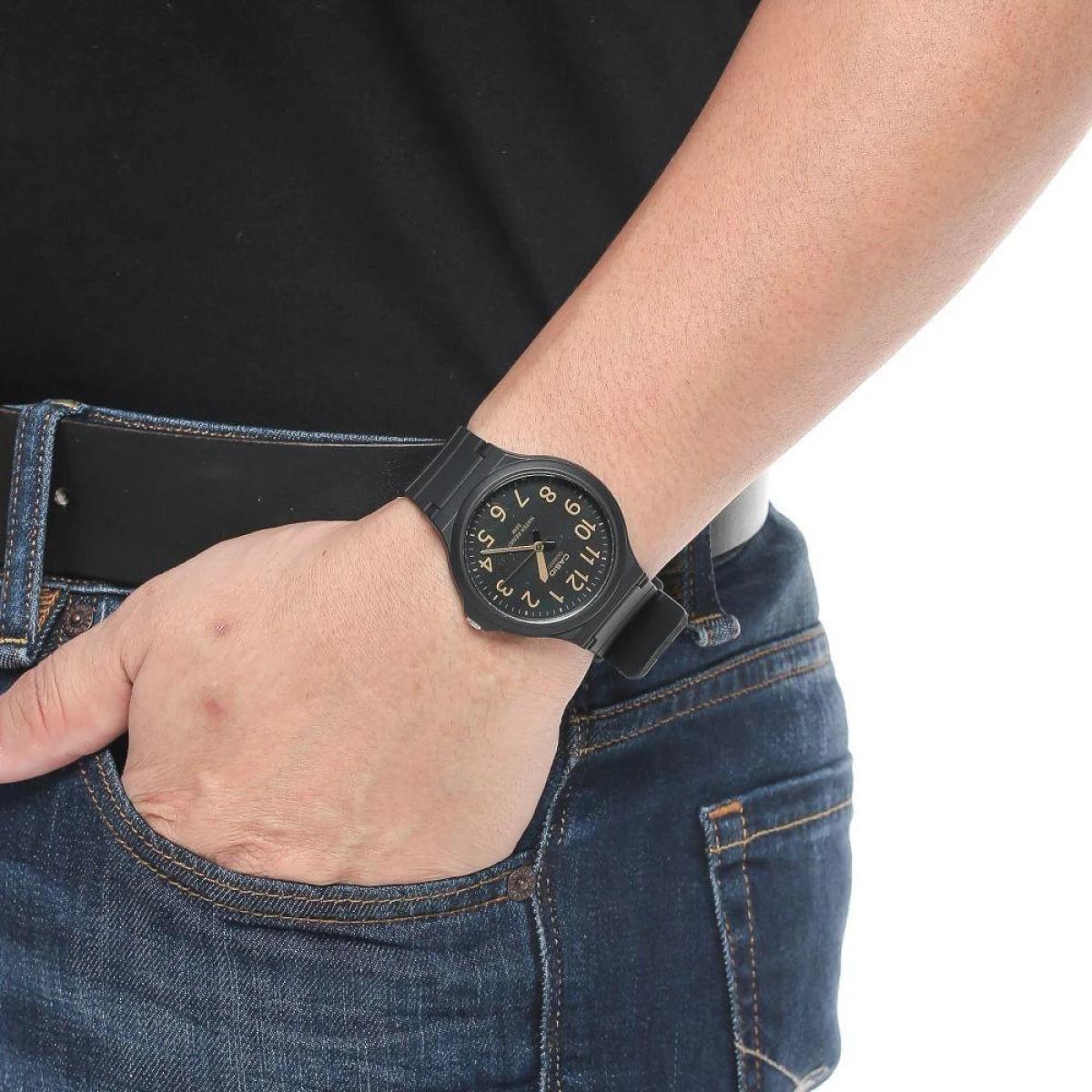 Casio MW-240-1B2 - 4