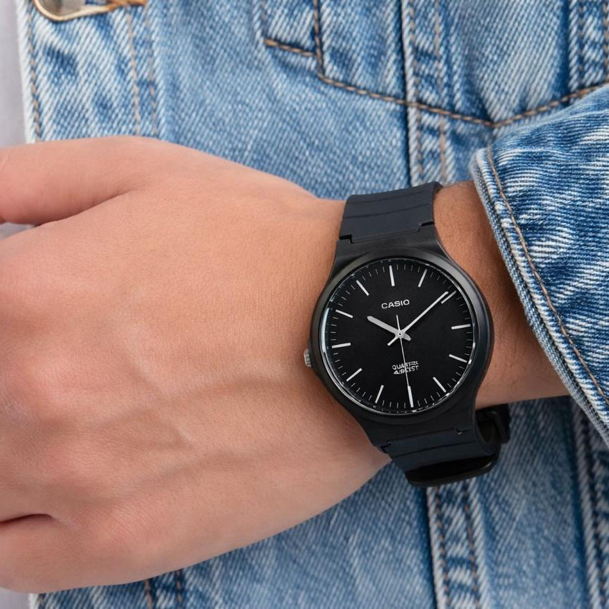 Casio MW-240-1E - 2