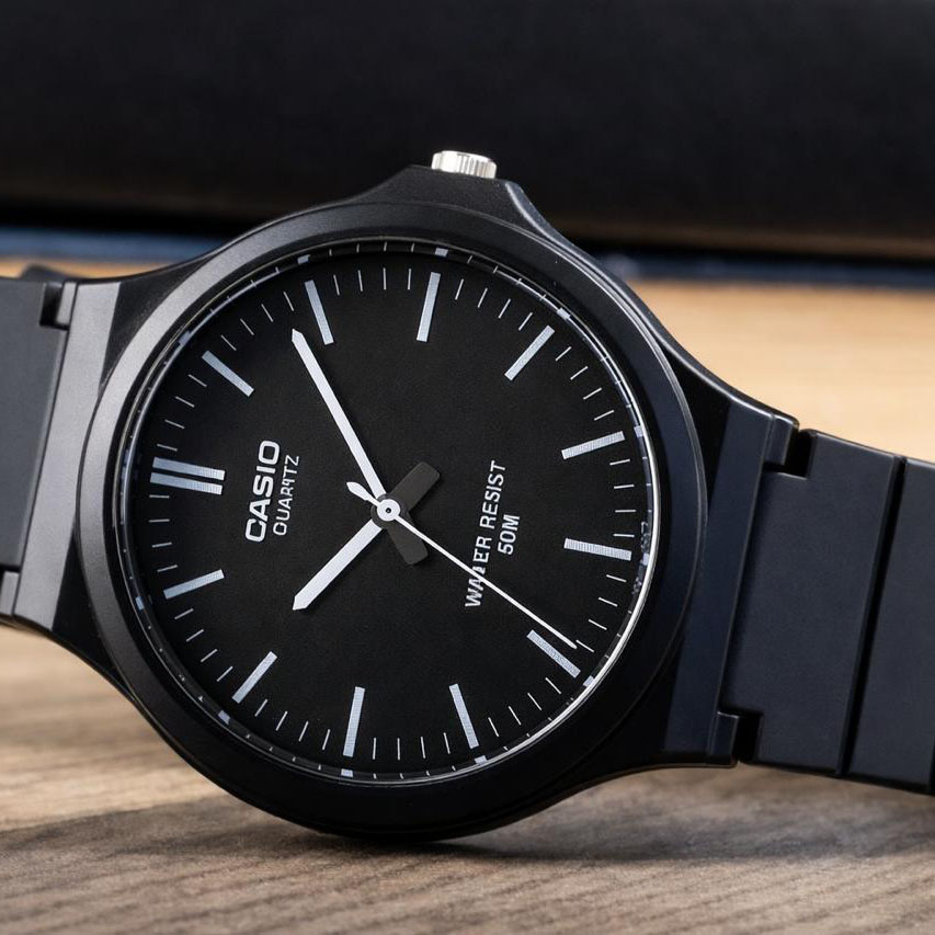 Casio MW-240-1E - 4