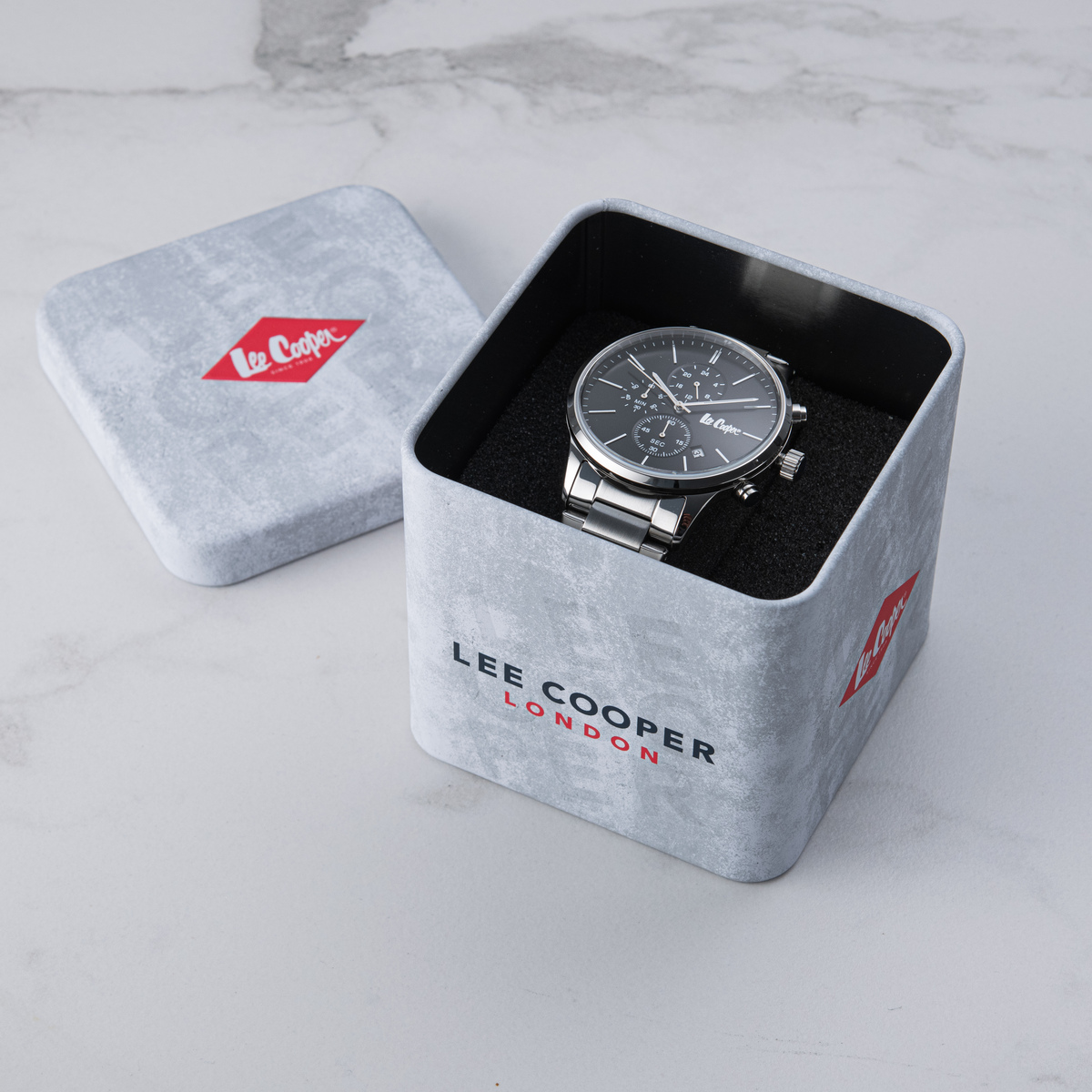 Lee Cooper Plane - 6