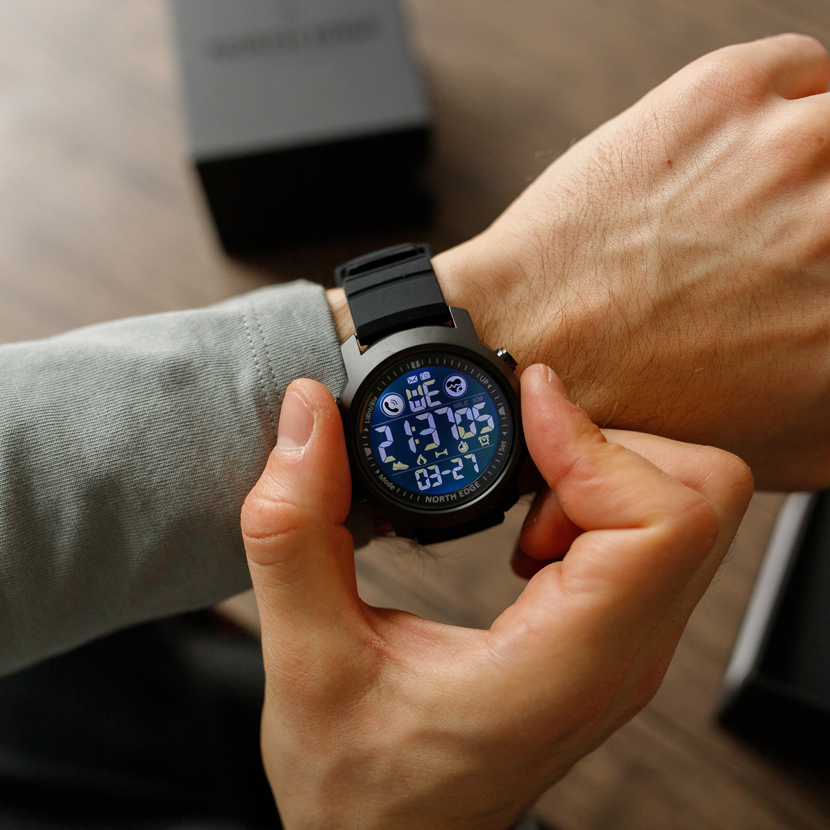 North Edge Laker Black 5BAR - 3