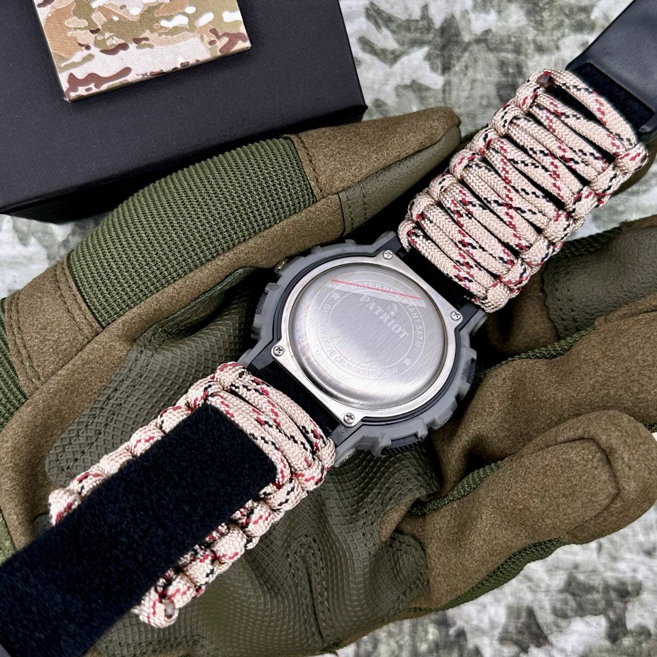 Patriot 005 Тризуб срібло Сірий камуфляж Паракордовий ремінець Desert Camo + Короб - 5