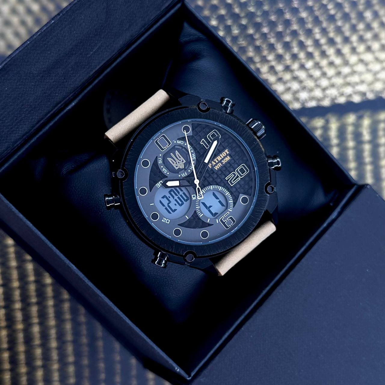 Patriot 017BKLTBN Тризуб злото Black-Light Brown - 3