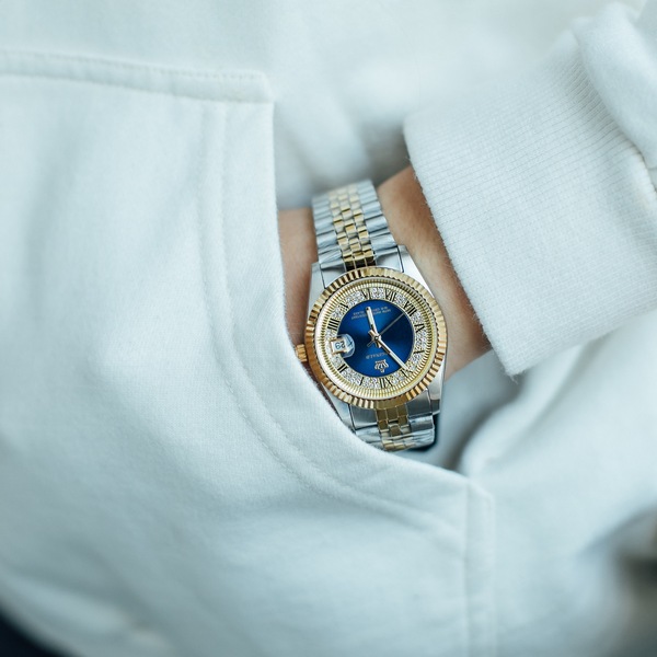 Reginald Crystal - 4