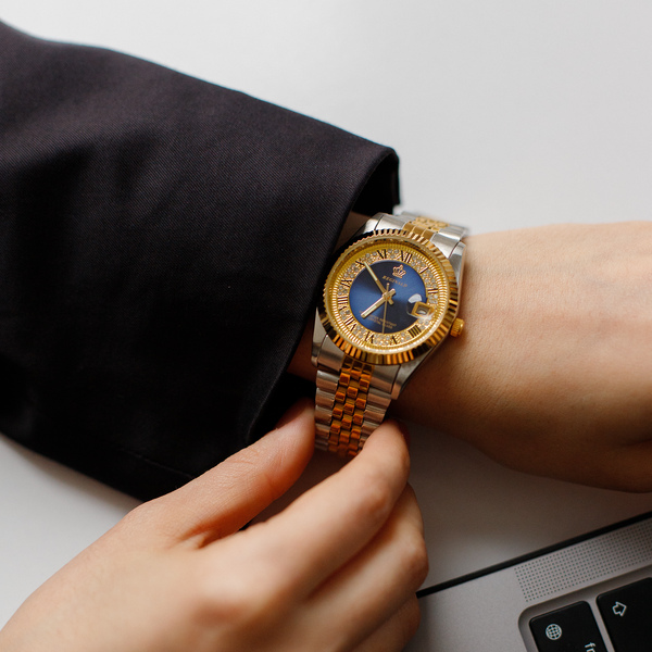 Reginald Crystal - 6