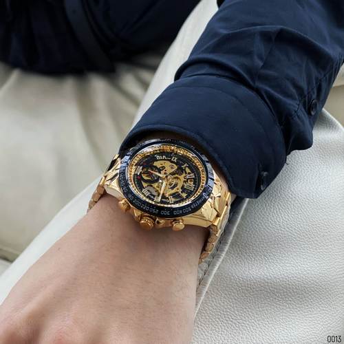 Winner 8067 Gold-Black-Black Red Cristal - 9